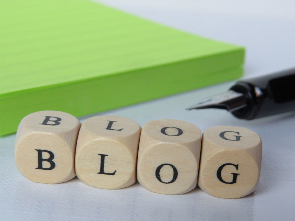 努力成為(wèi)令人(rén)尊敬的(de)顯示屏電(diàn)源行(xíng)業(yè)提供商